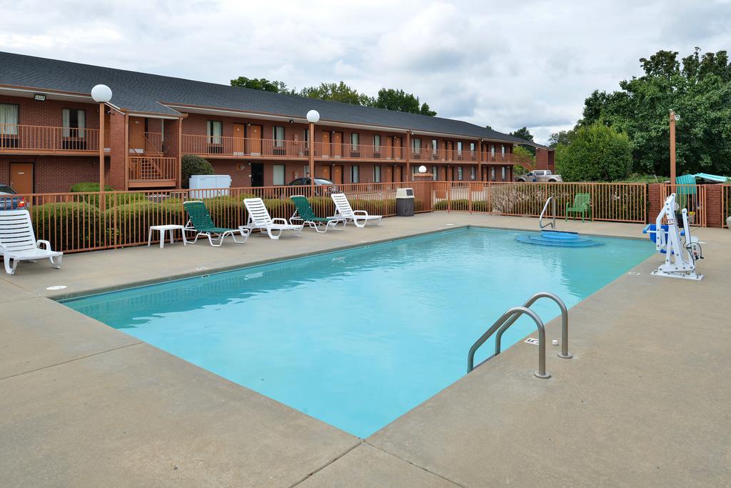 America'S Best Value Inn & Suites Sheridan Exteriör bild